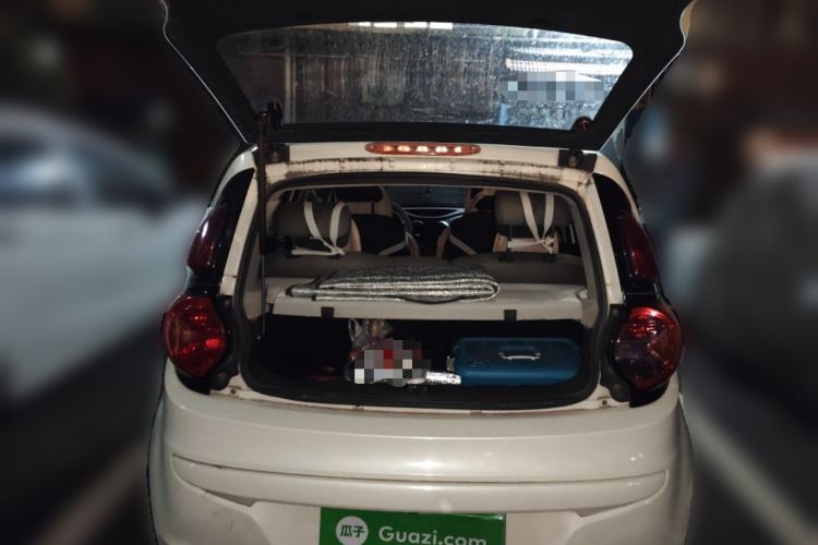 Used JMEV E200L 2017 E200P Comfort Edition Trunk