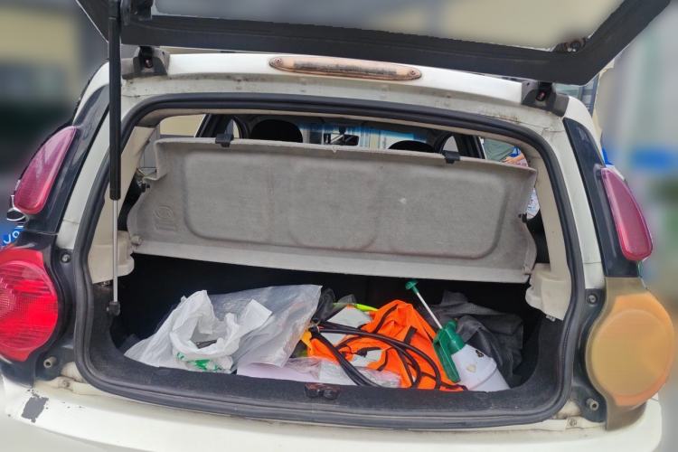 Used JMEV E200L 2017 E200P Standard Edition Trunk