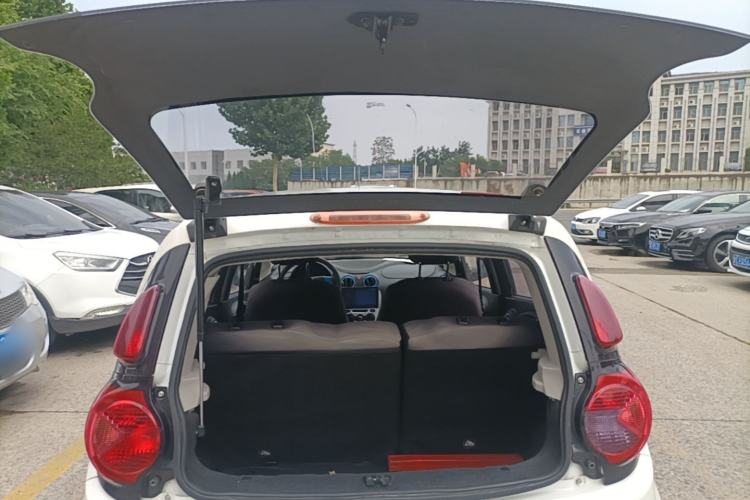 Used JMEV E200L 2017 E200P Standard Edition Trunk