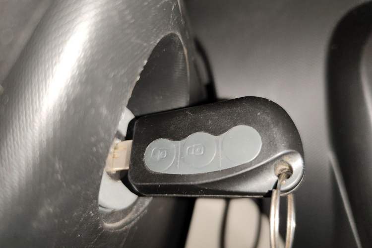 Used JMEV E200L 2017 E200P Comfort Edition Vehicle Key