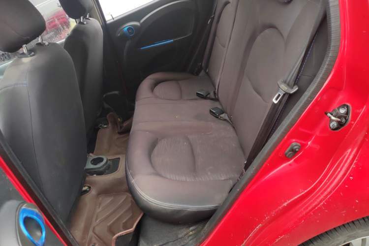 Used JMEV E200L 2018 E200L Standard Model (250 km) Interior 1