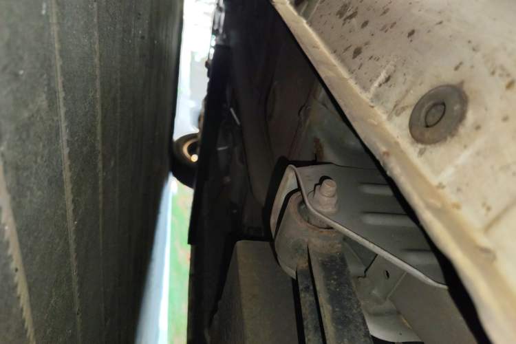 Used JMEV E200L 2018 E200L Standard Model (250 km) Chassis Rear Left