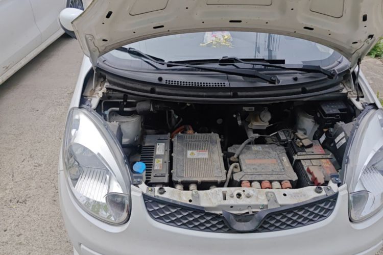 Used JMEV E200L 2018 E200L Standard Model (250 km) Engine Bay Right