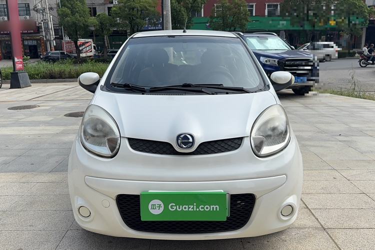 Used JMEV E200L 2018 E200L Standard Model (250 km) Exterior 1