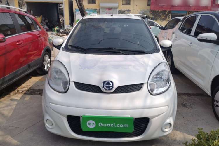 Used JMEV E200L 2018 E200L Standard Model (250 km) Exterior 1