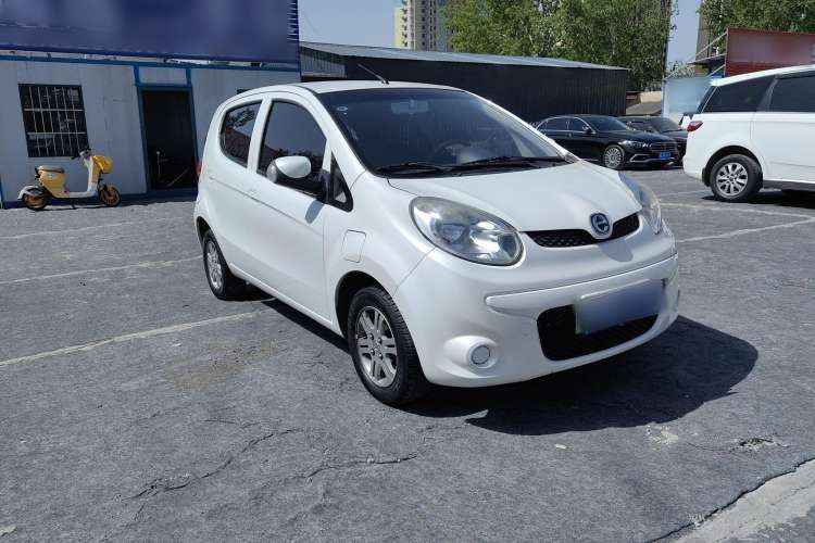 Used JMEV E200L 2018 E200L Standard Model (250 km) Exterior 2