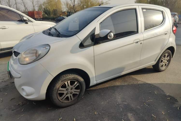Used JMEV E200L 2018 E200L Standard Model (250 km) Exterior 3