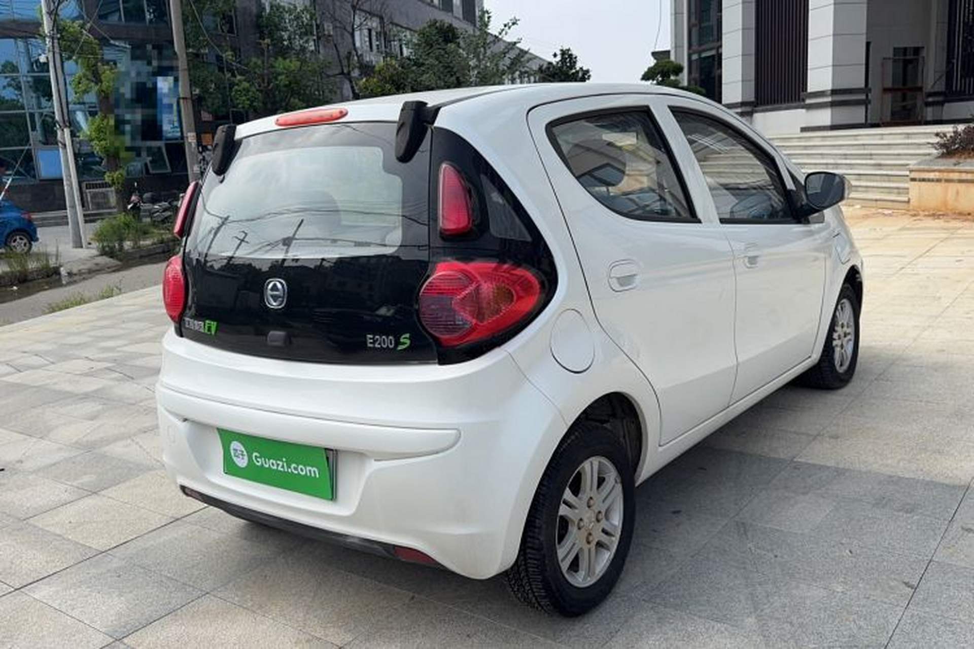 Used JMEV E200L 2018 E200L Standard Model (250 km) Exterior 3