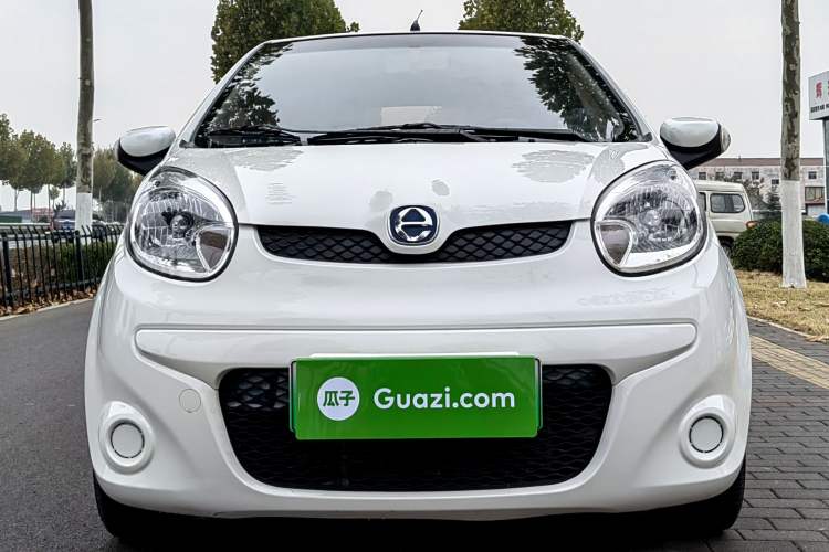 Used JMEV E200L 2018 E200L Standard Model (250 km) Front