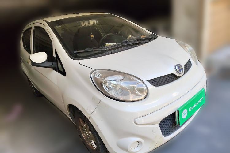 Used JMEV E200L 2018 E200L Standard Model (250 km) Front Right 45 Deg