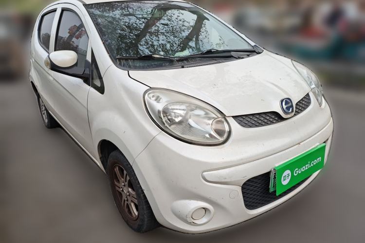 Used JMEV E200L 2018 E200L Standard Model (250 km) Front Right 45 Deg