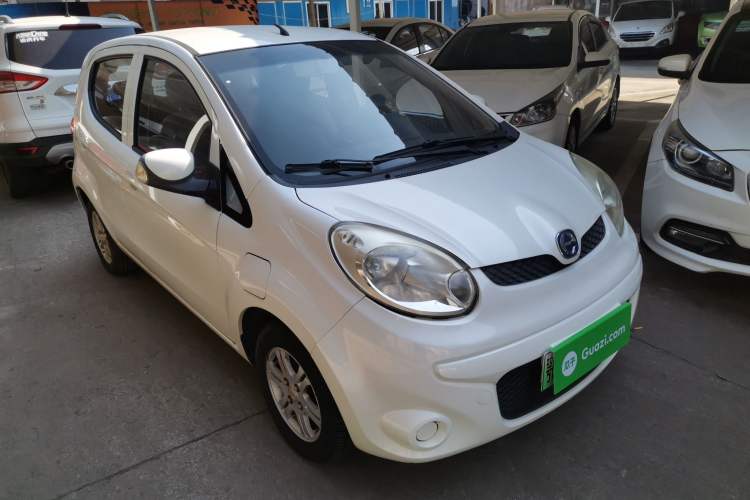 Used JMEV E200L 2018 E200L Standard Model (250 km) Front Right 45 Deg