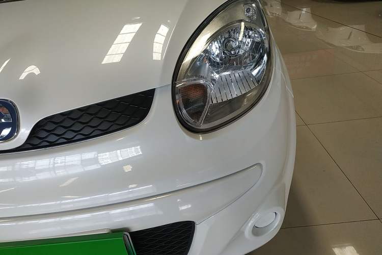 Used JMEV E200L 2018 E200L Standard Model (250 km) Left Front Headlight
