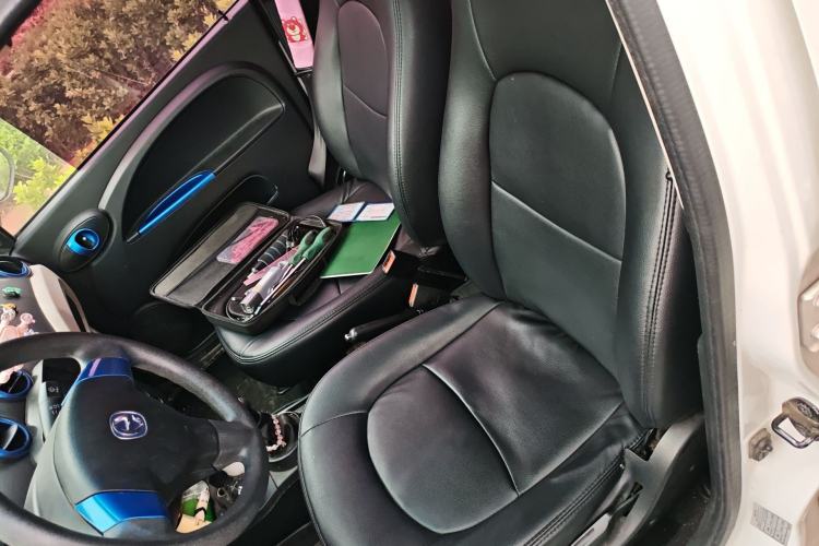 Used JMEV E200L 2018 E200L Standard Model (250 km) Left Front Seat