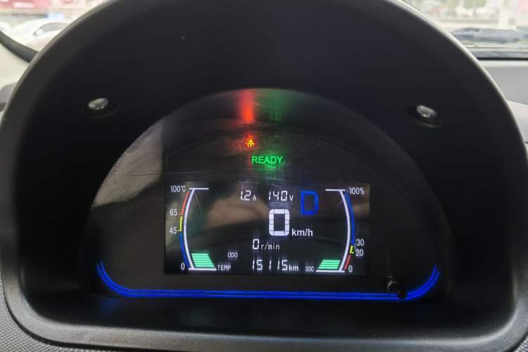 Used JMEV E200L 2018 E200L Standard Model (250 km) Odometer Close Up
