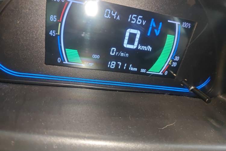 Used JMEV E200L 2018 E200L Standard Model (250 km) Odometer Close Up