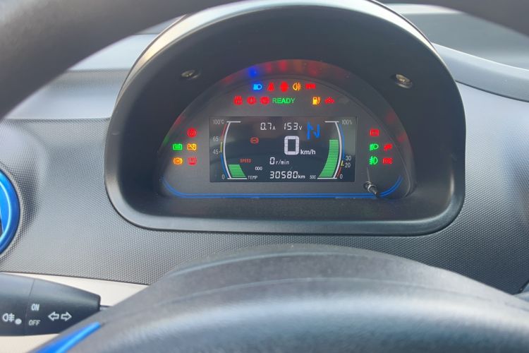 Used JMEV E200L 2018 E200L Standard Model (250 km) Odometer Close Up