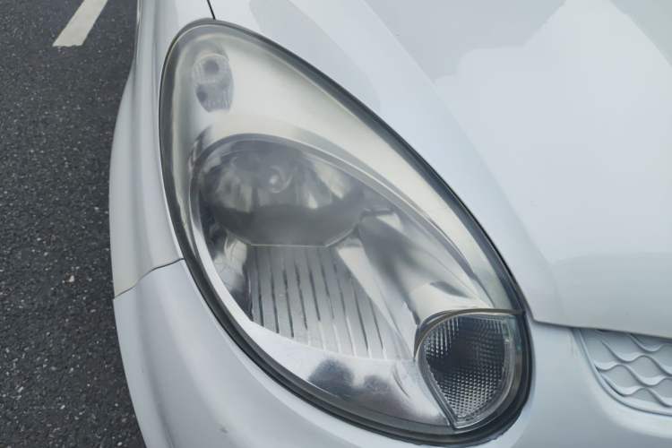 Used JMEV E200L 2018 E200L Standard Model (250 km) Right Front Headlight