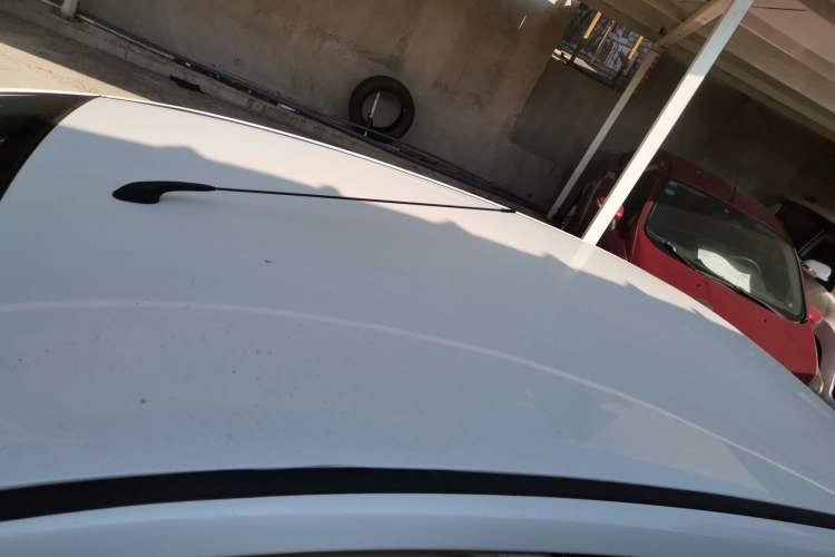 Used JMEV E200L 2018 E200L Standard Model (250 km) Roof