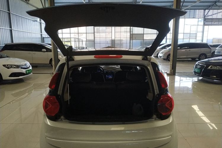 Used JMEV E200L 2018 E200L Standard Model (250 km) Trunk