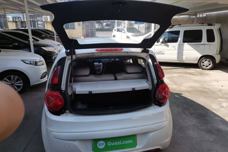 Used JMEV E200L 2018 E200L Standard Model (250 km) Trunk
