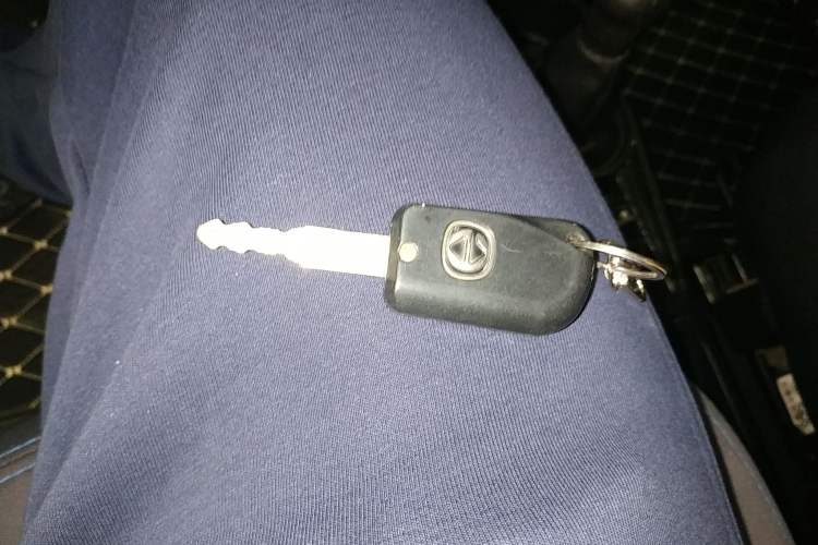 Used JMEV E200L 2018 E200L Standard Model (250 km) Vehicle Key