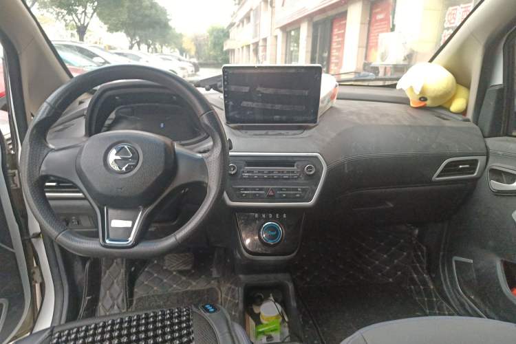 Used JMEV E200L 2020 E200L Standard Model (302 KM) Audio And AC Panel