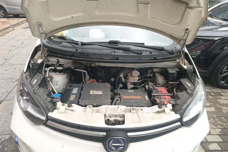 Used JMEV E200L 2020 E200L Standard Model (302 KM) Engine Bay