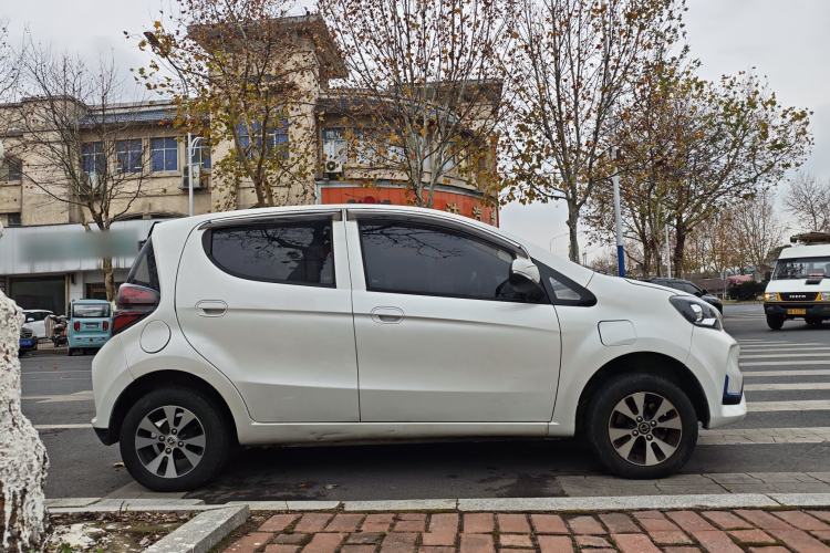 Used JMEV E200L 2020 E200L Standard Model (302 KM) Exterior 8