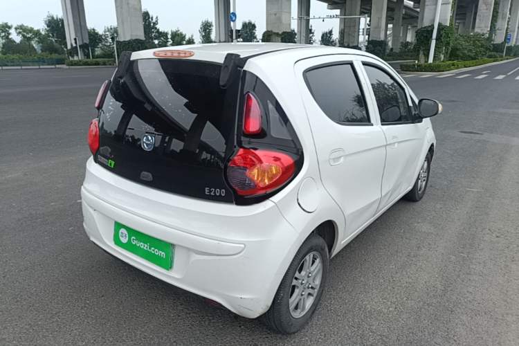 Used JMEV E200L 2020 E200L Standard Model (302 KM) Rear Right 45 Deg