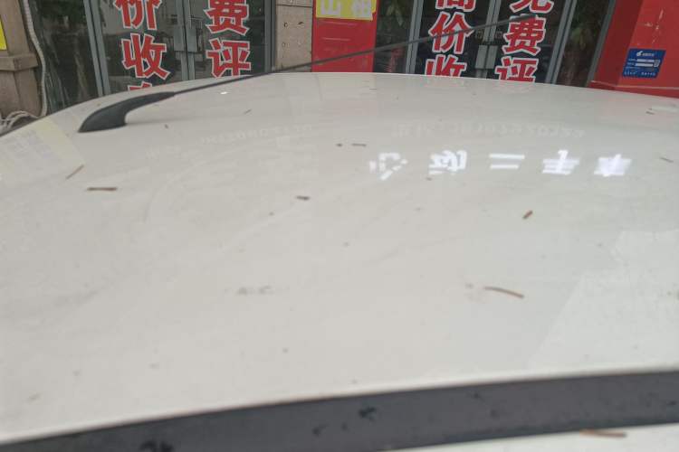 Used JMEV E200L 2020 E200L Standard Model (302 KM) Roof