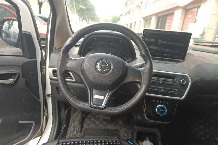 Used JMEV E200L 2020 E200L Standard Model (302 KM) Steering Wheel