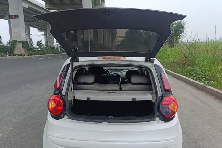 Used JMEV E200L 2020 E200L Standard Model (302 KM) Trunk