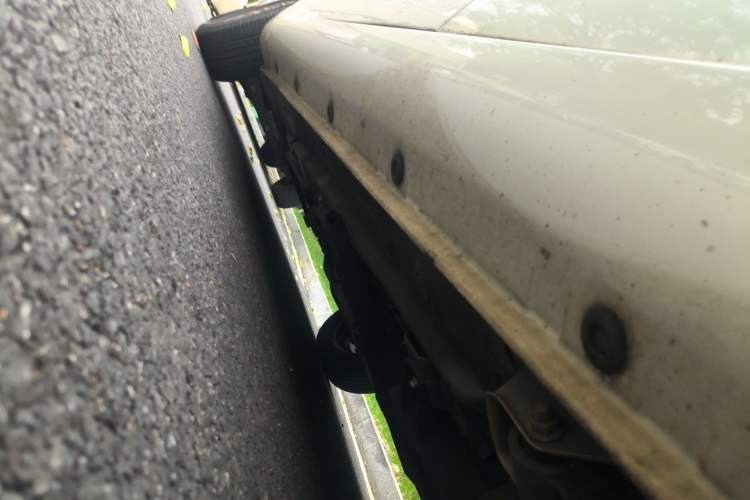 Used JMEV E200N  Chassis Rear Left