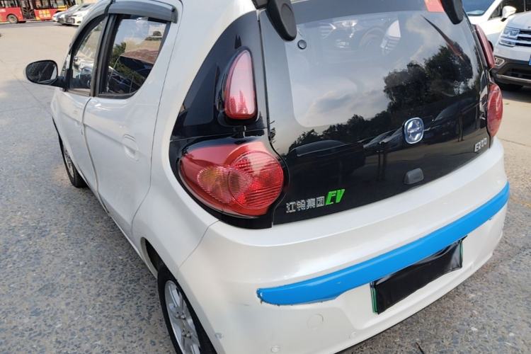 Used JMEV E200N 2018 E200N Luxury Model (250 km) Exterior 2