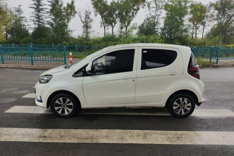 Used JMEV E200N 2018 E200N Fashion Edition (250 KM) Exterior 3