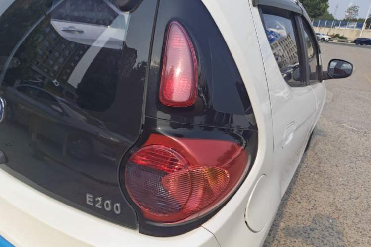 Used JMEV E200N 2018 E200N Luxury Model (250 km) Exterior 3