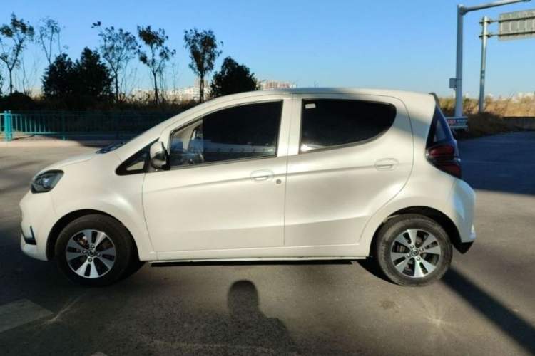 Used JMEV E200N 2018 E200N Fashion Edition (250 KM) Exterior 3