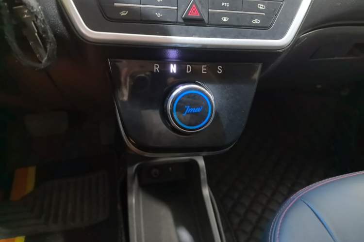 Used JMEV E200N 2018 E200N Fashion Edition (250 KM) Gear Lever
