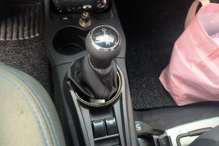 Used JMEV E200N  Gear Lever