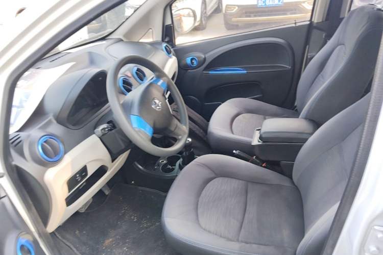 Used JMEV E200N 2018 E200N Luxury Model (250 km) Left Front Seat