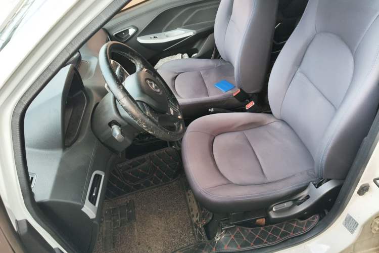 Used JMEV E200N 2018 E200N Luxury Model (250 km) Left Front Seat