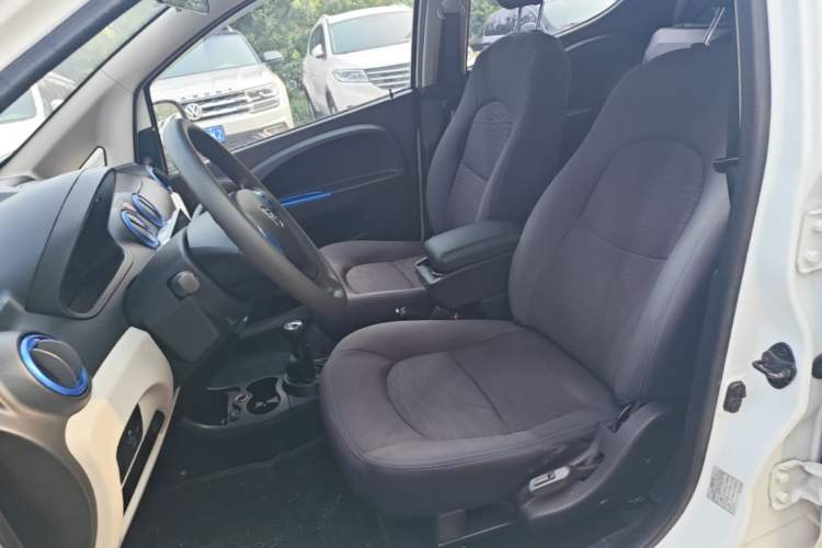 Used JMEV E200N 2018 E200N Luxury Model (250 km) Left Front Seat