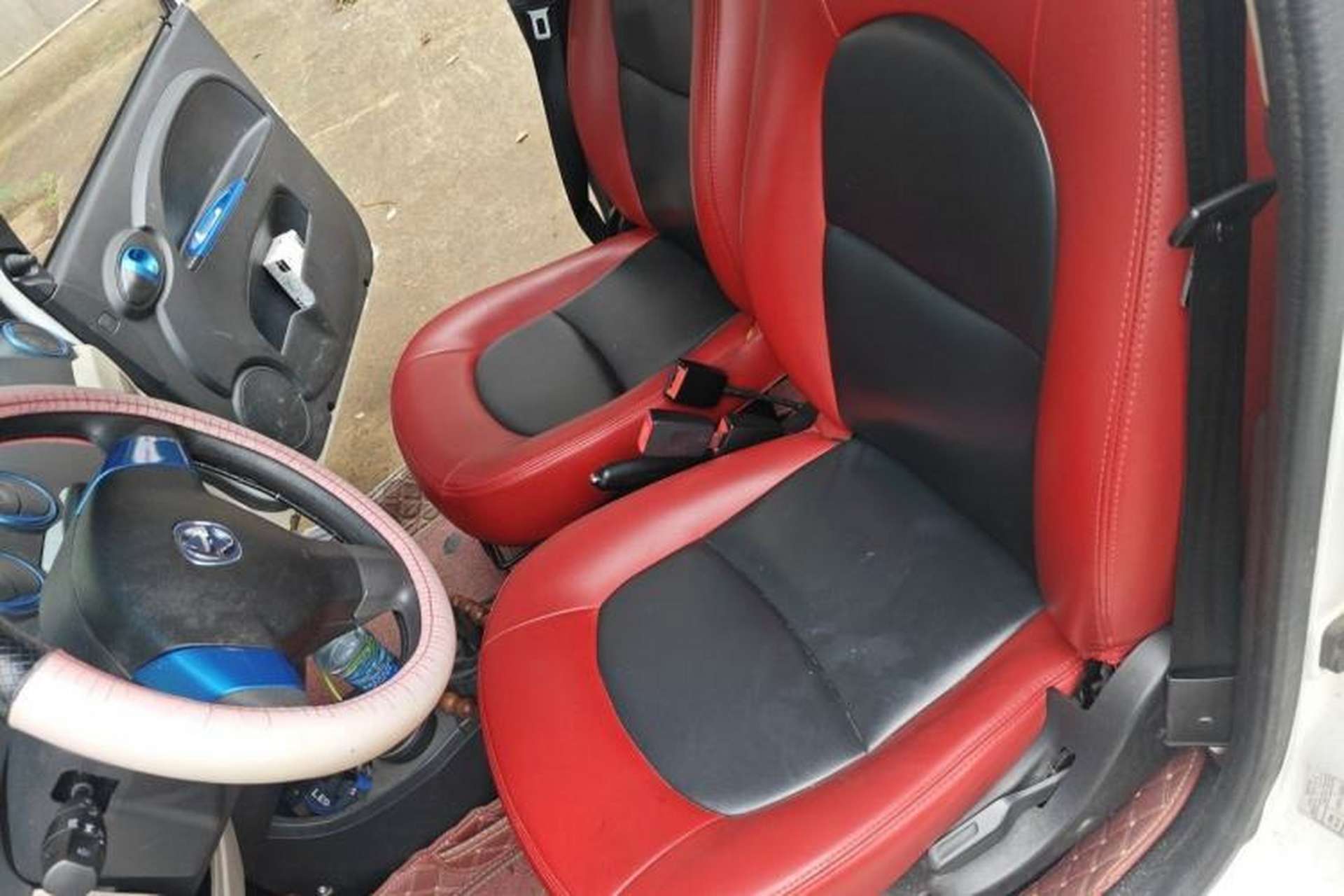Used JMEV E200N 2018 E200N Fashion Edition (250 KM) Left Front Seat
