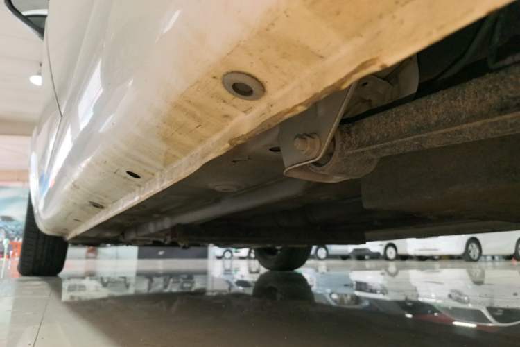 Used JMEV E200N 2018 E200N Fashion Edition (250 KM) Left Side Sill
