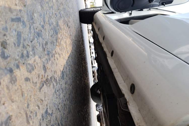 Used JMEV E200N 2018 E200N Luxury Model (250 km) Left Side Sill