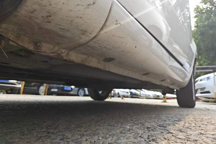 Used JMEV E200N 2018 E200N Luxury Model (250 km) Left Side Sill
