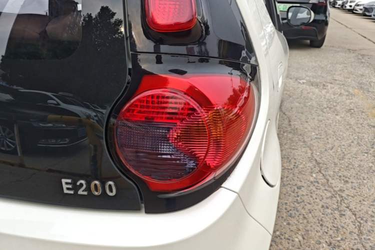 Used JMEV E200N 2018 E200N Luxury Model (250 km) Right Rear Taillight
