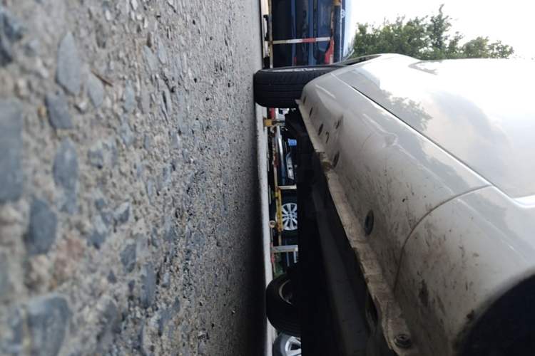 Used JMEV E200N 2018 E200N Luxury Model (250 km) Right Side Sill