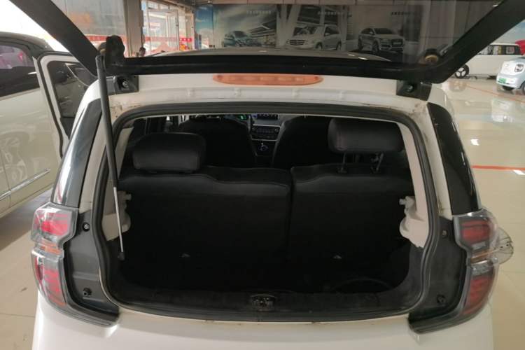 Used JMEV E200N 2018 E200N Fashion Edition (250 KM) Trunk